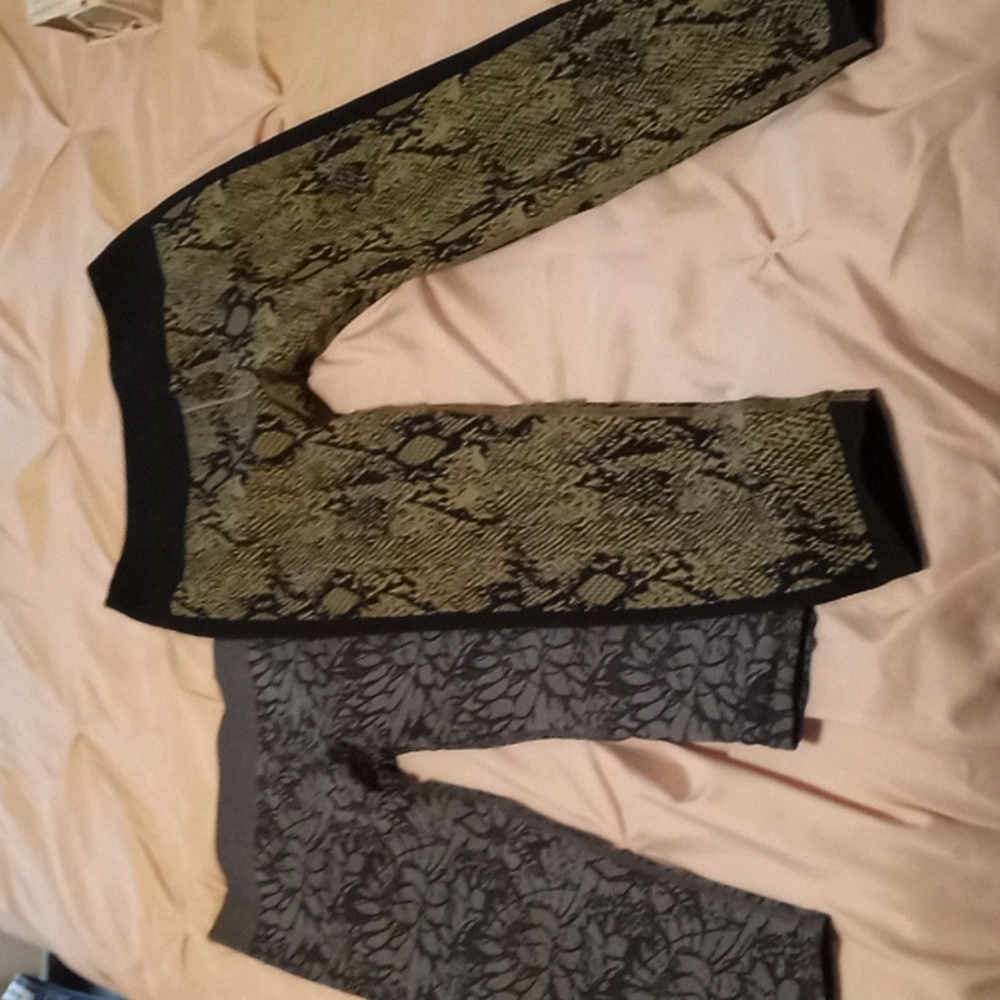 Medium Fabletics Leggings
